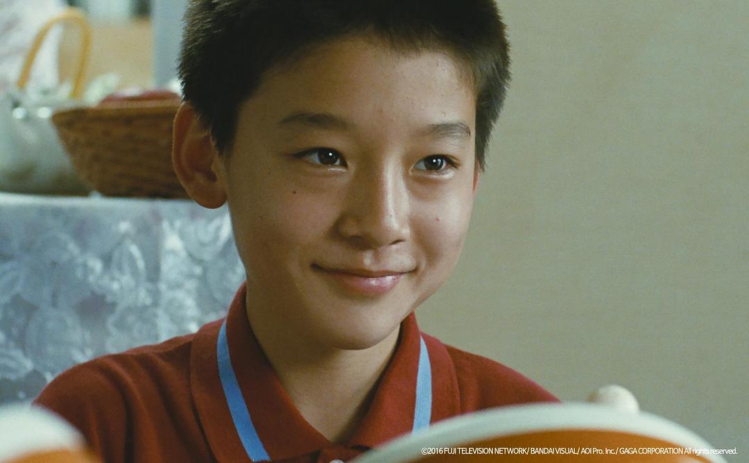 《比海更深》海报