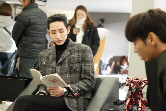 《住在我家的男人》海报第22张图片