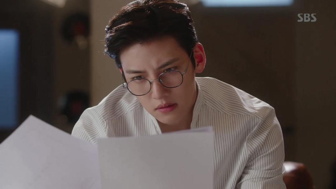 《奇怪的搭档》剧照第21张图片