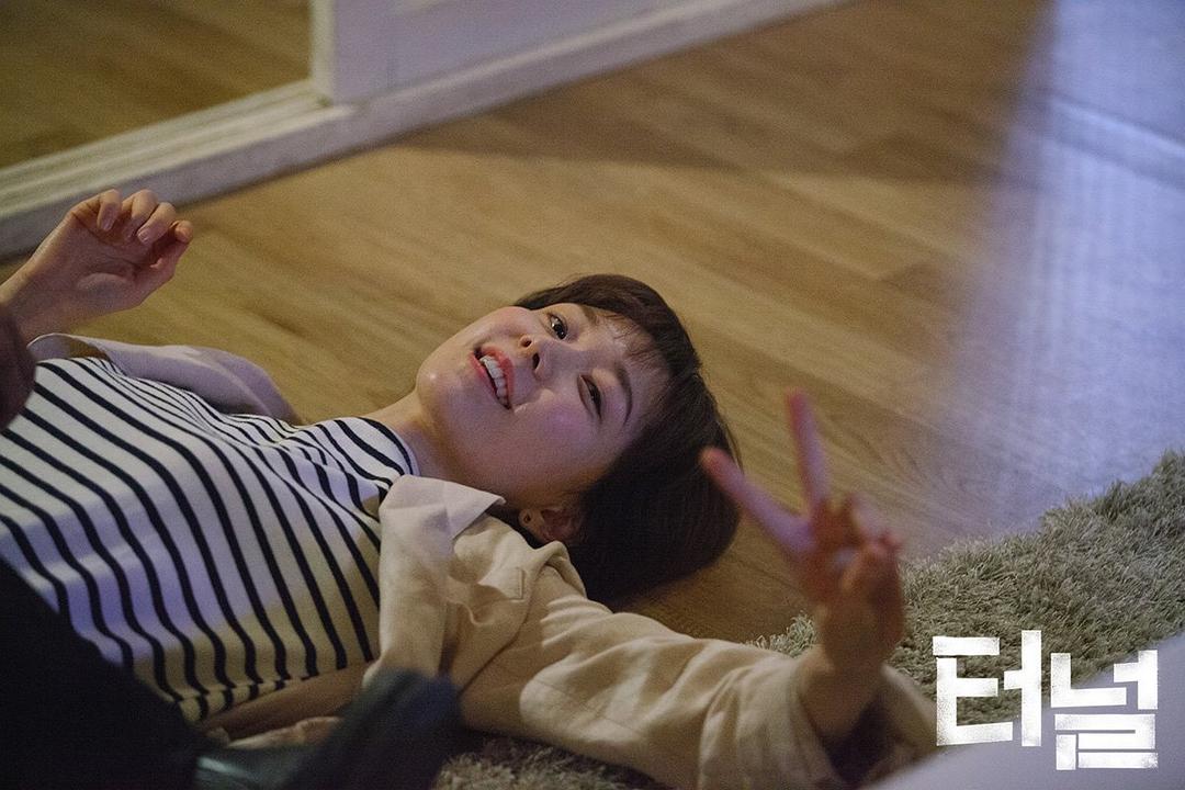 《隧道》剧照第25张图片