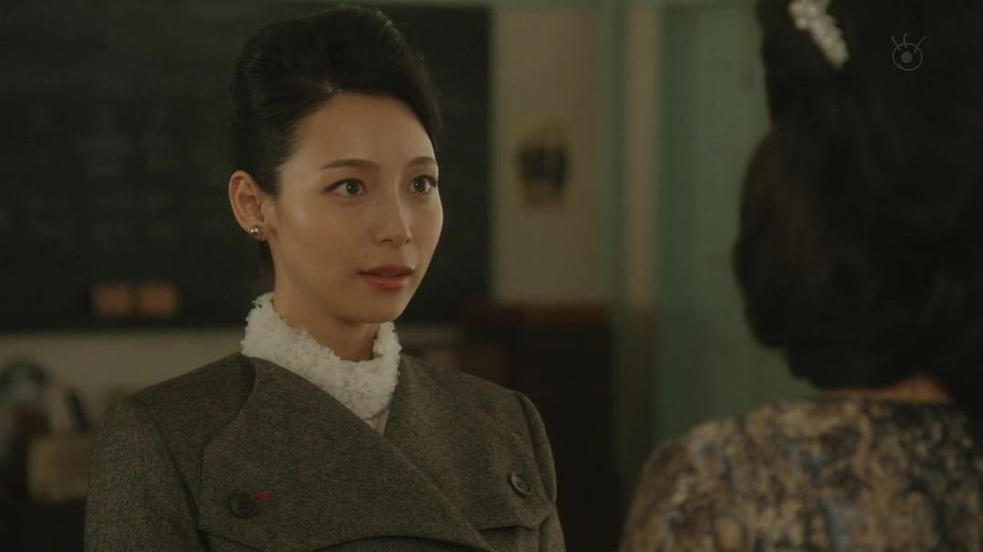 《女人的勋章》海报第48张图片 《女人的勋章》海报第48张图片