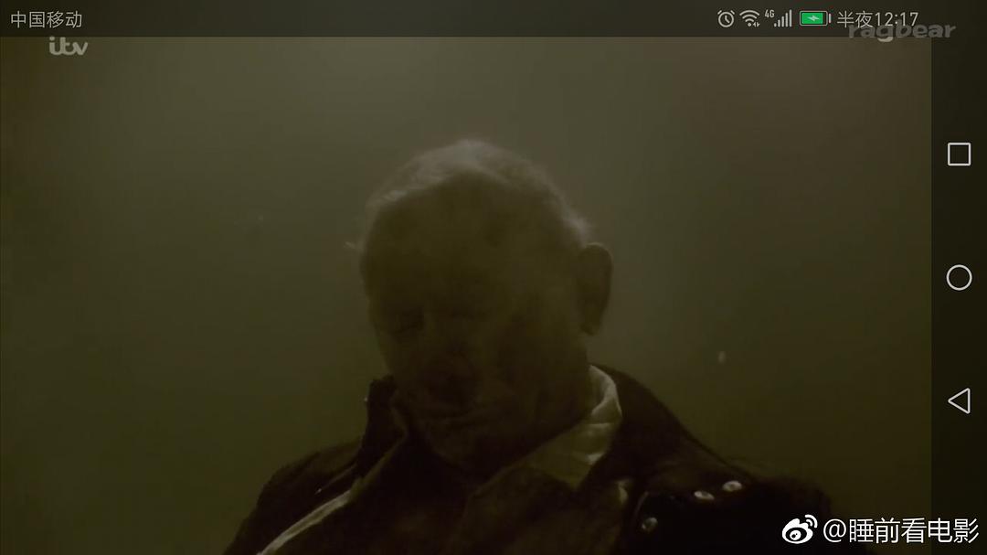 《尼斯湖谜案》剧照第24张图片