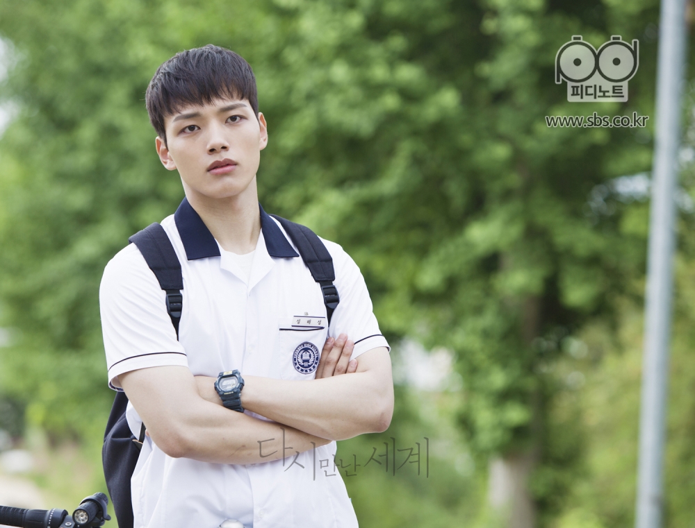 《再次相遇的世界》剧照第13张图片