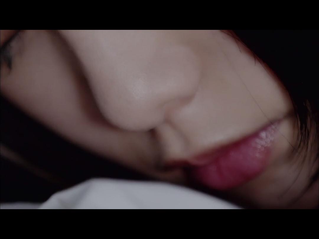 《残酷的观众们》海报