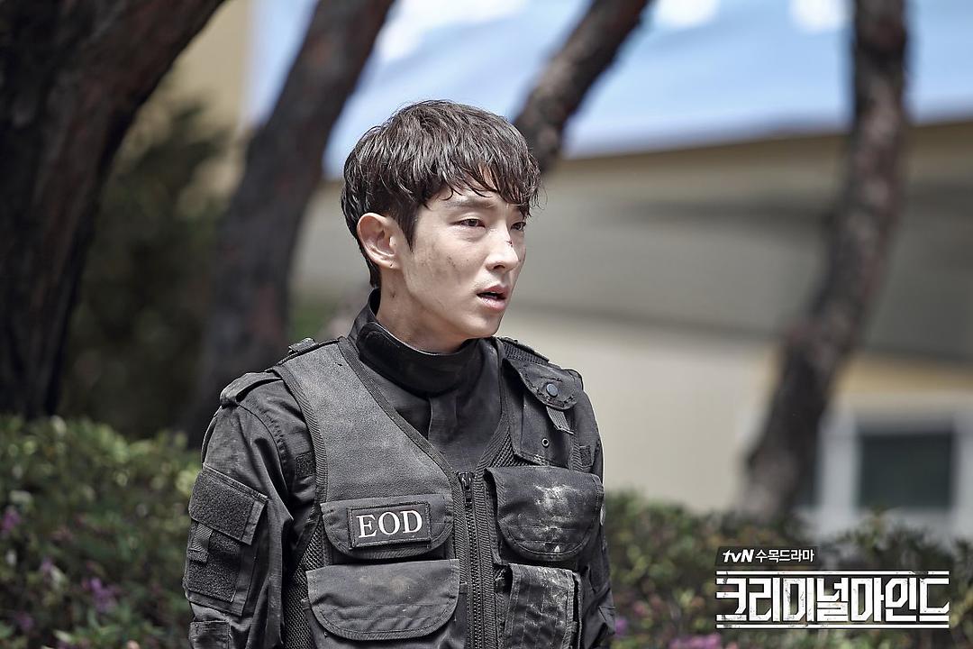 《犯罪心理》剧照第48张图片