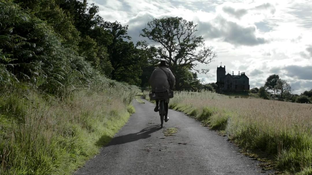 《衰落与瓦解》剧照