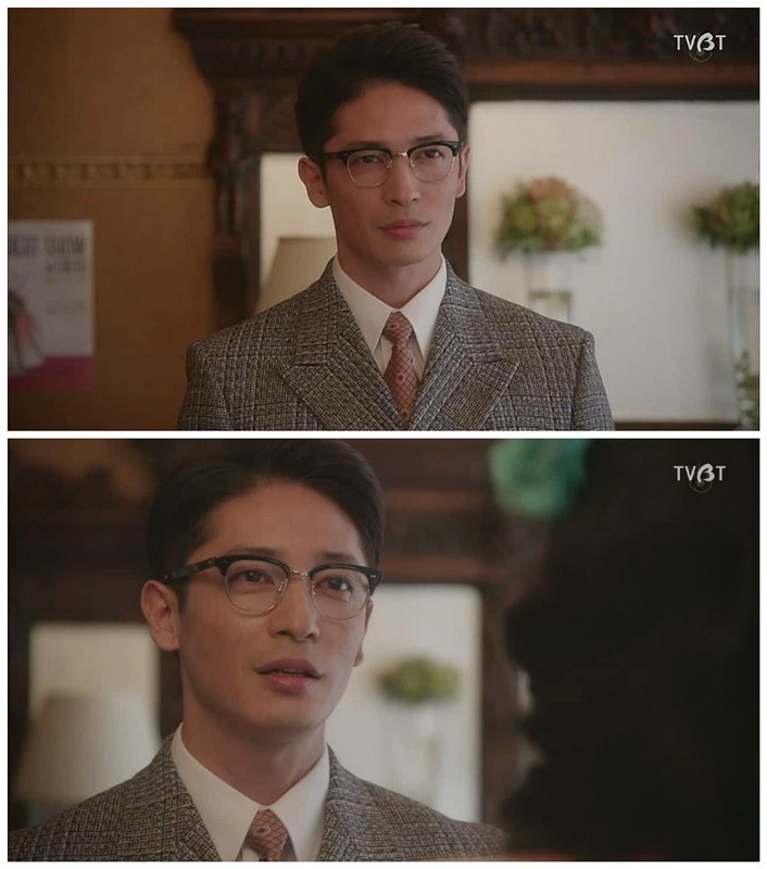 《女人的勋章》海报