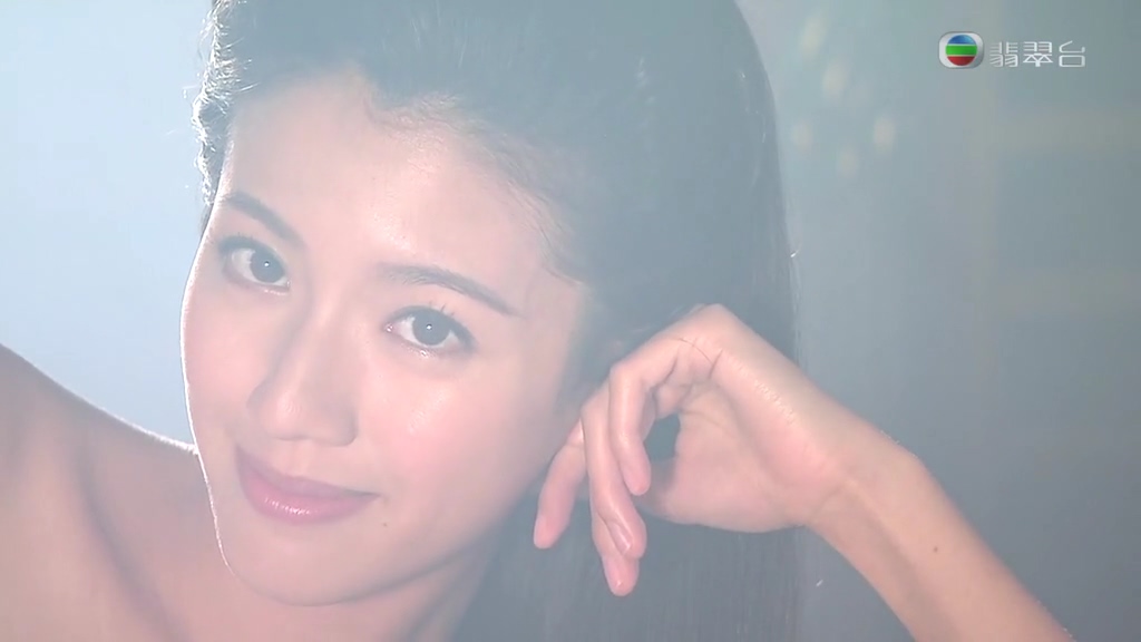 觉得蔡思贝像蔡依林的...