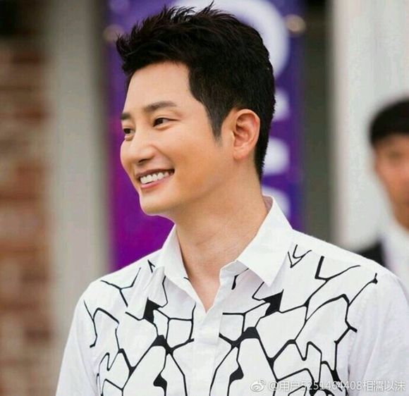 《我黄金光辉的人生》剧照第55张图片