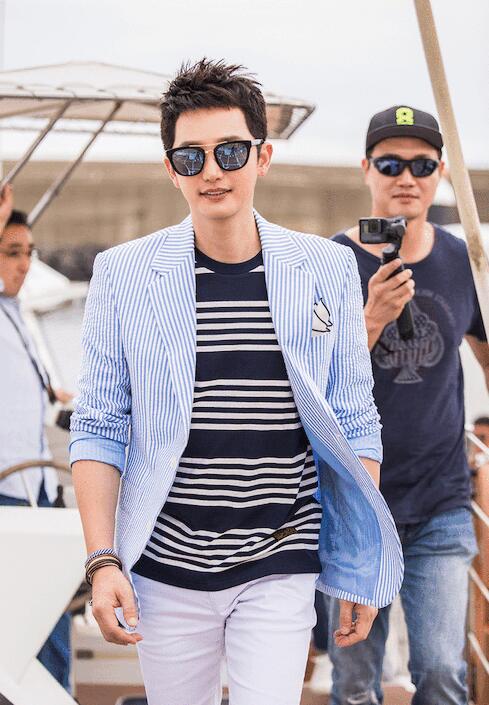 《我黄金光辉的人生》剧照第45张图片