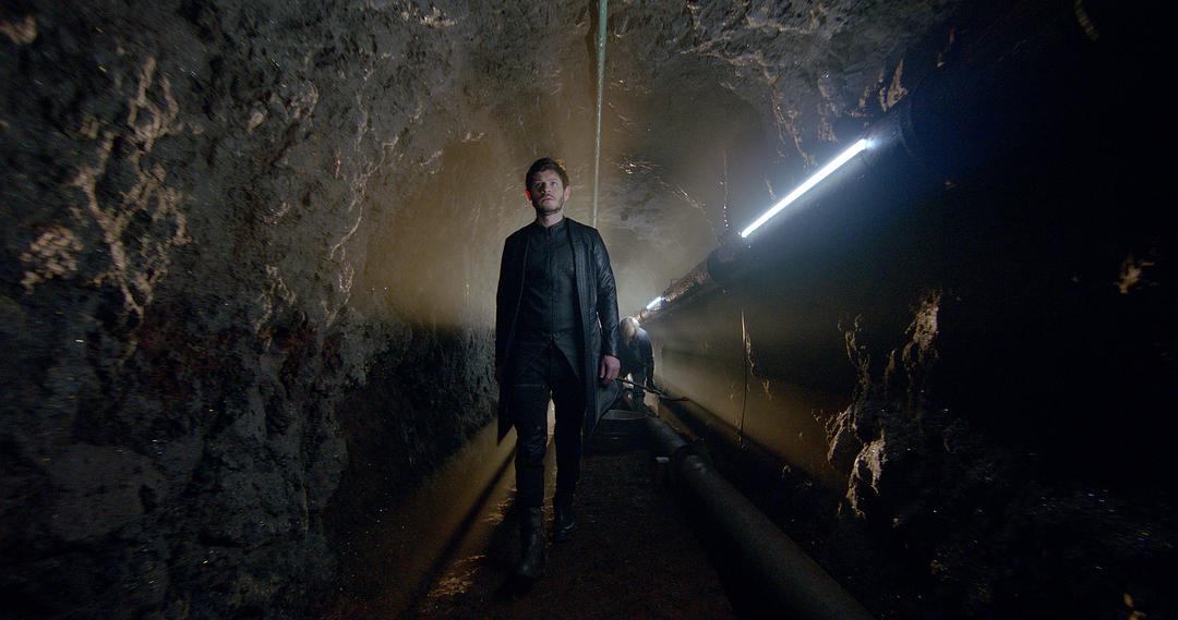 《异人族》海报第57张图片