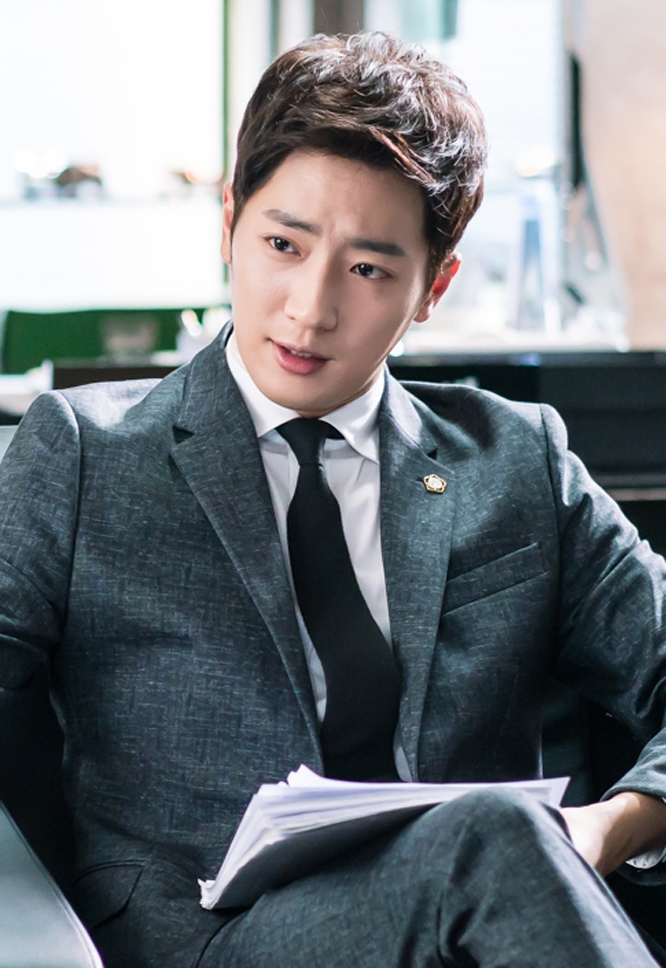 《当你沉睡时》剧照第30张图片