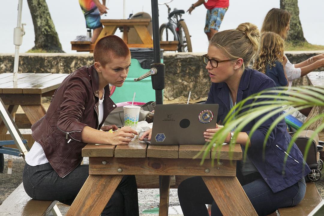 《异人族》海报第42张图片