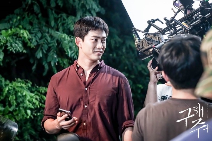 《救救我》剧照第47张图片