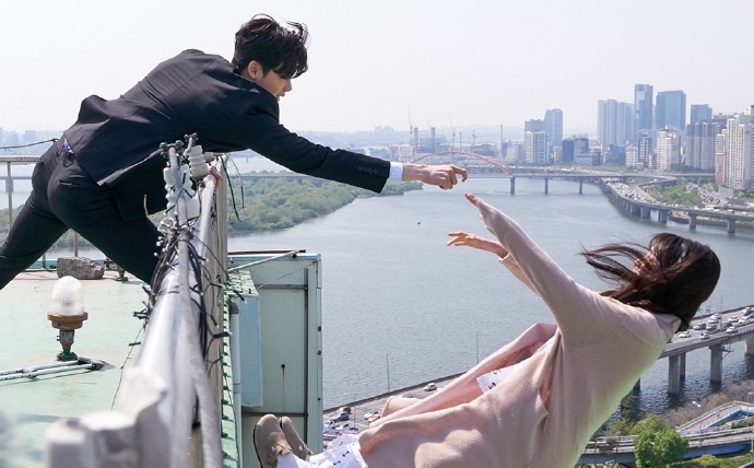 《当你沉睡时》剧照第50张图片