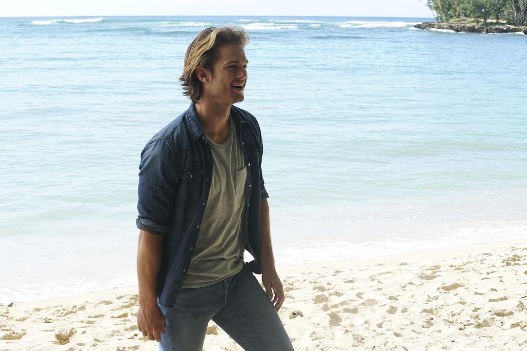 《异人族》海报第33张图片