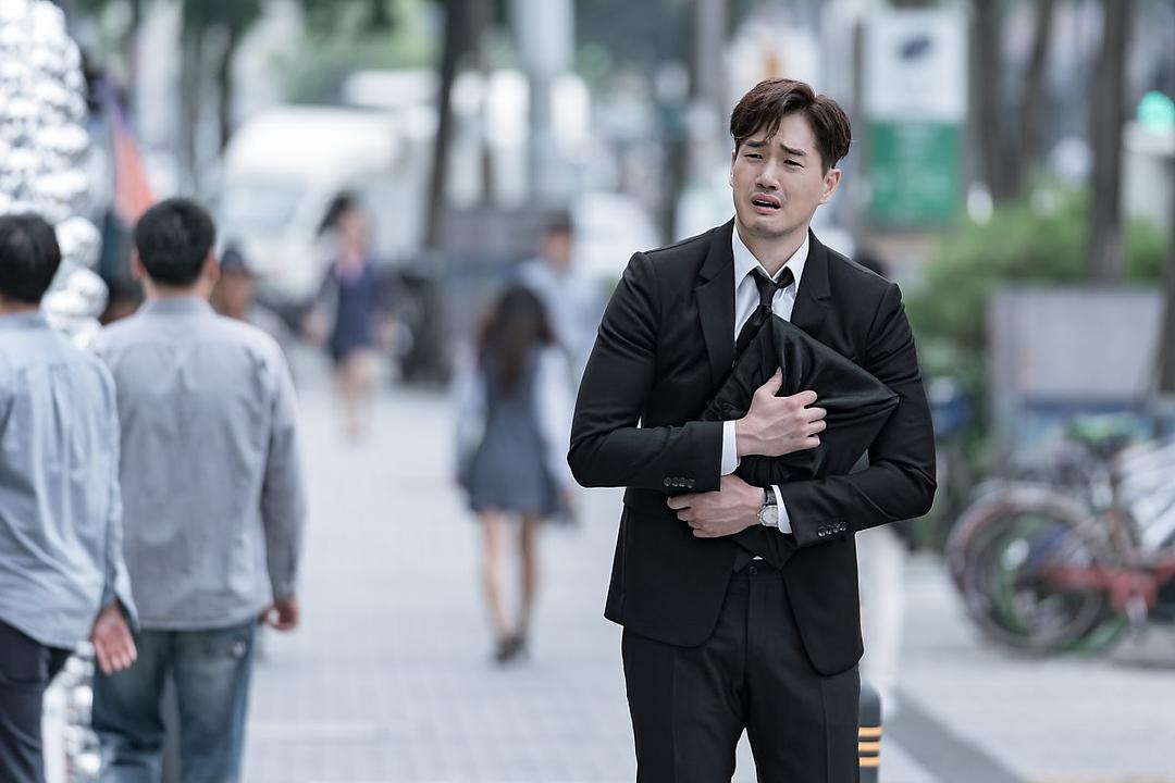 《疯狗》剧照第27张图片