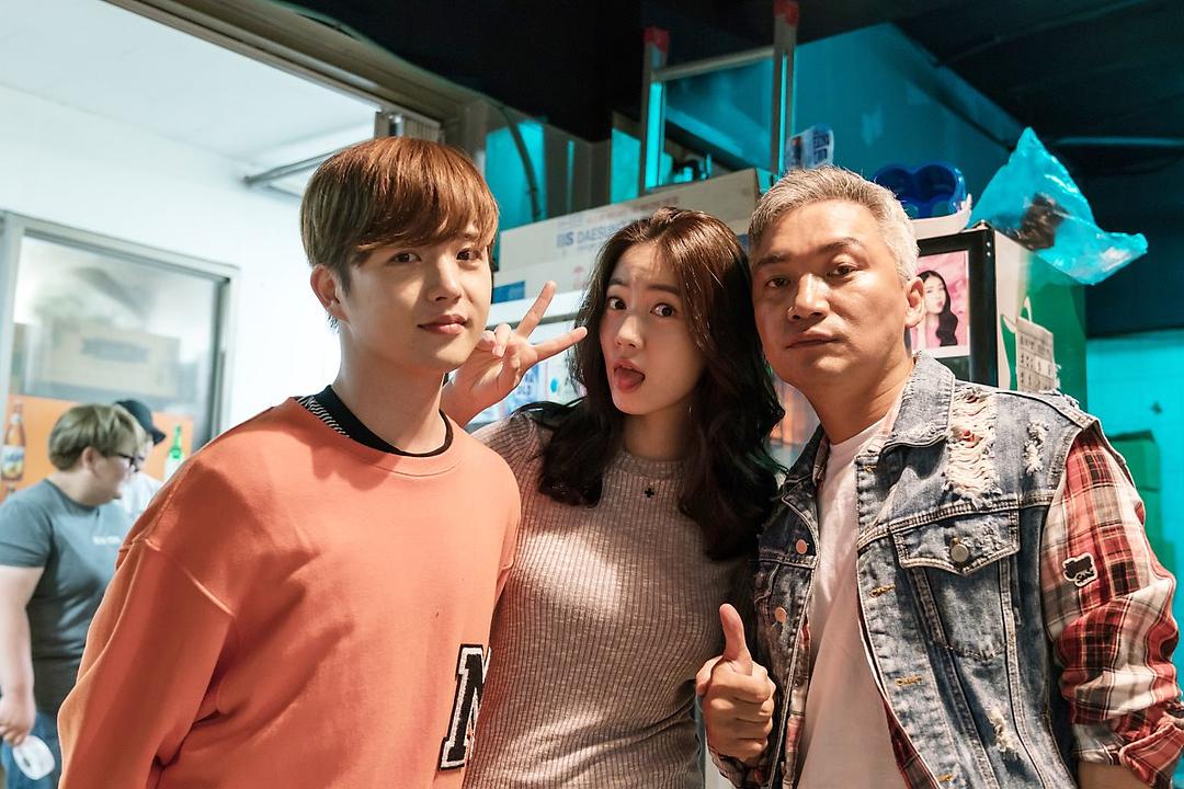 《疯狗》剧照第22张图片