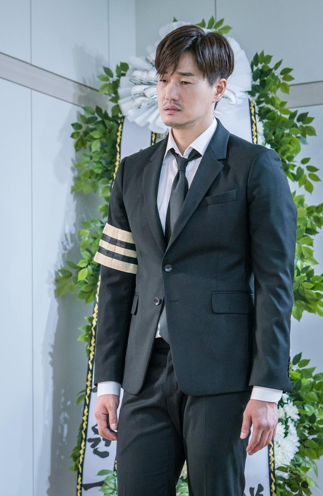 《疯狗》剧照第21张图片