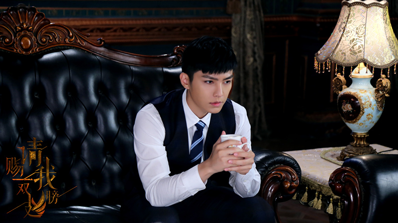 《请赐我一双翅膀》剧照第29张图片