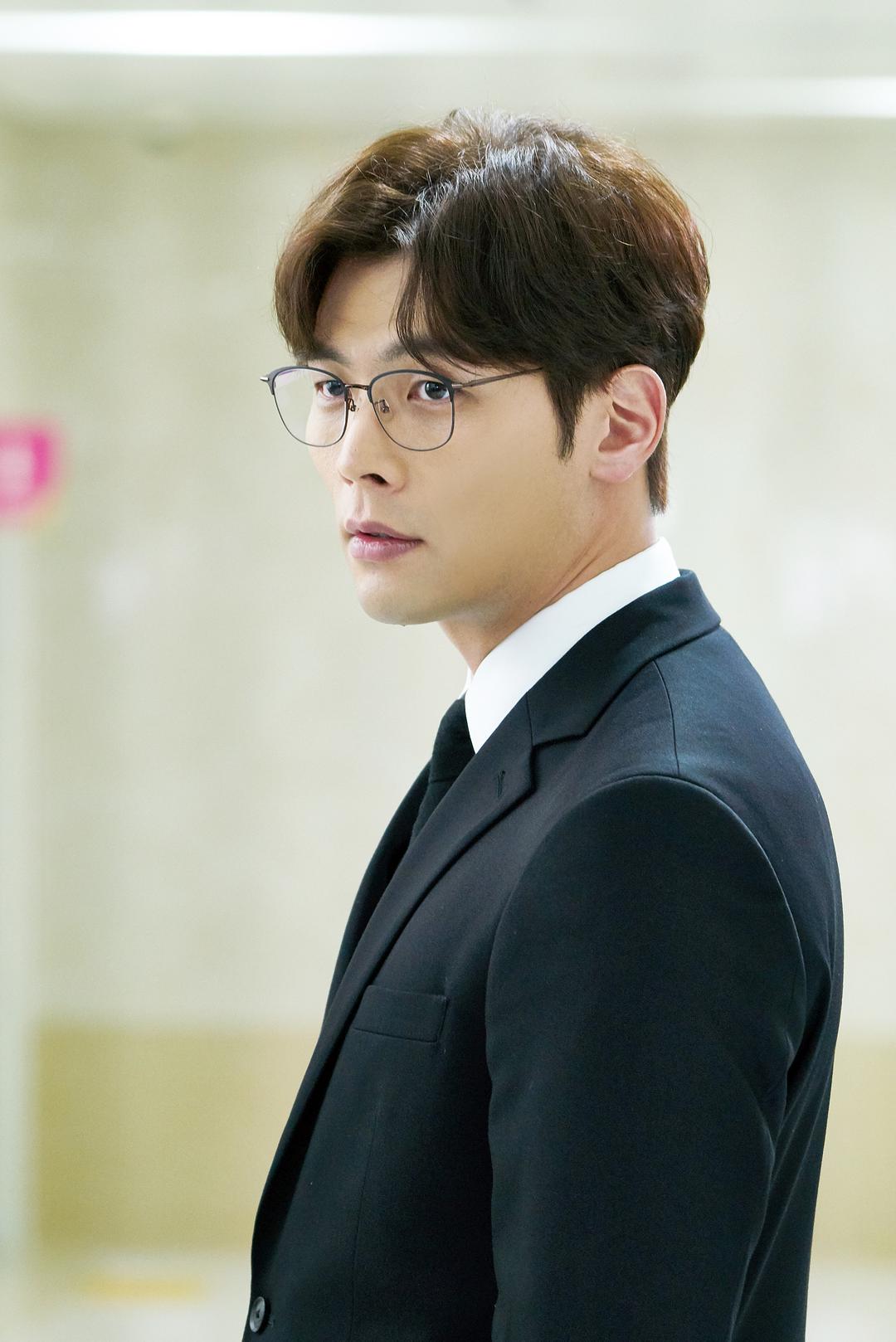 《神级秘书》剧照