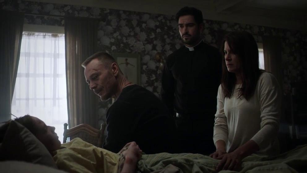 《驱魔人第二季》剧照第20张图片