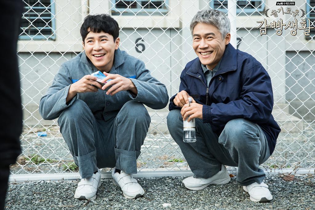 《机智牢房生活》剧照第21张图片