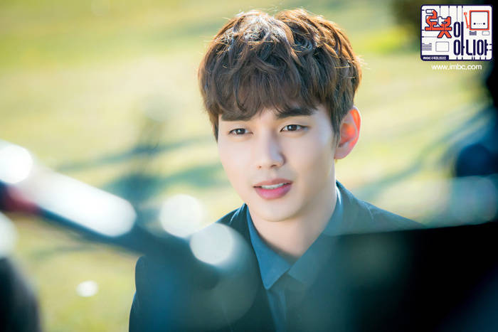 《不是机器人啊》剧照第48张图片