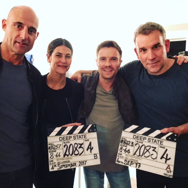 《深暗势力第一季》剧照