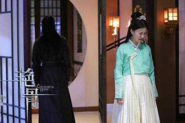 《艳骨》剧照第30张图片