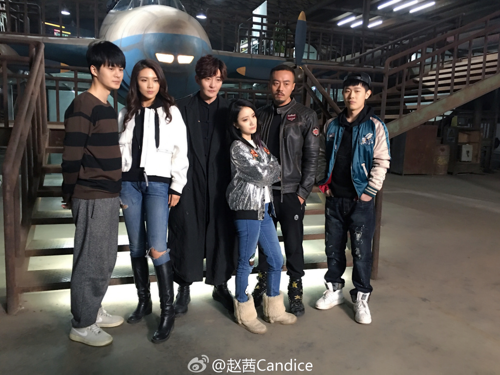 《暗黑者3》海报第23张图片