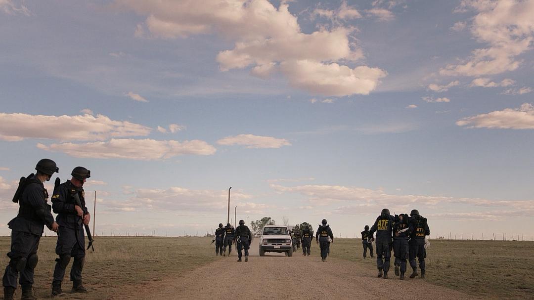 《韦科惨案》剧照第40张图片