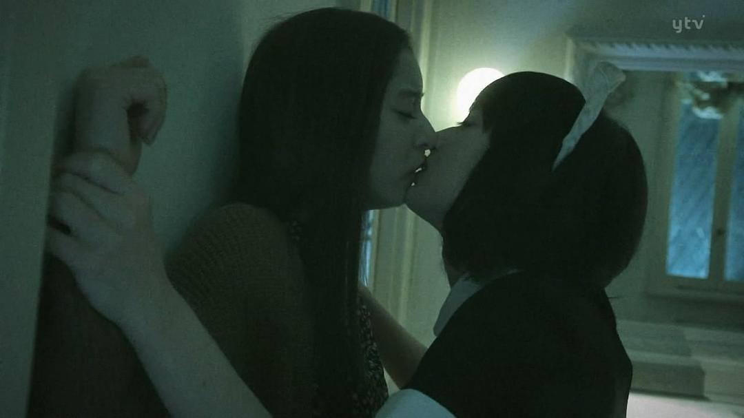 《致命之吻》剧照第16张图片