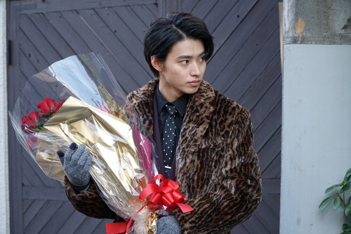 《致命之吻》剧照第49张图片