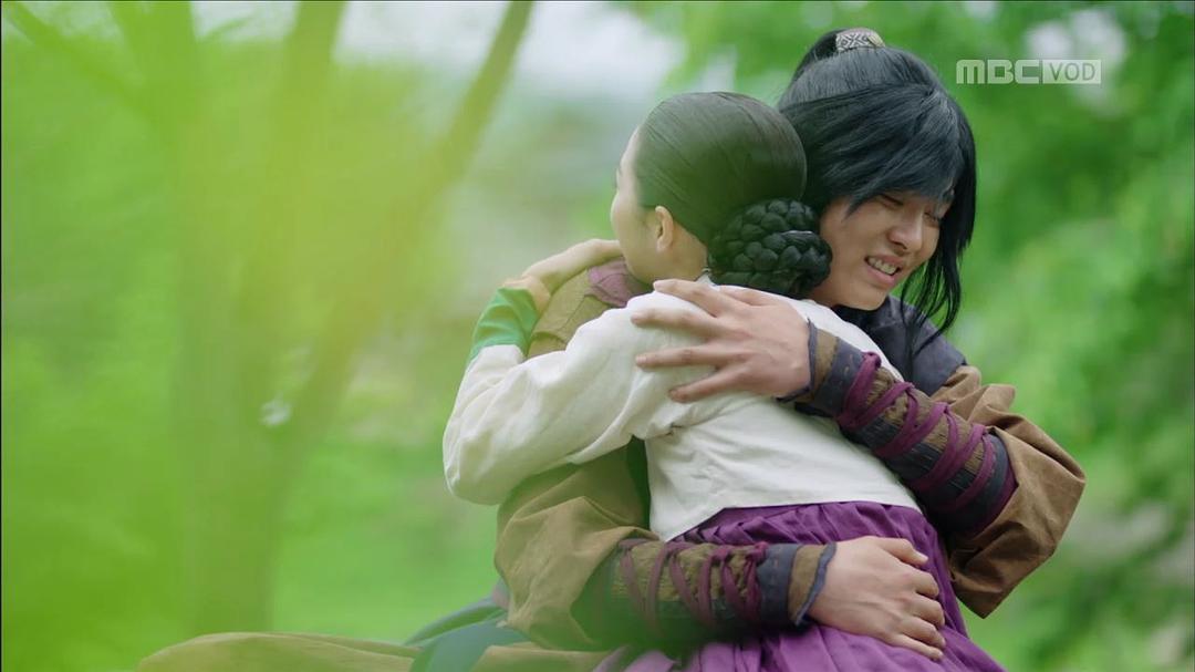 《逆贼：偷百姓的盗贼》剧照第11张图片