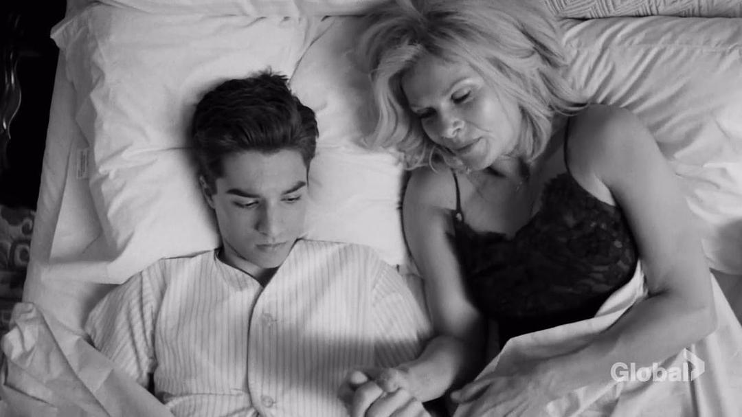 《法律与秩序真实重案：梅内德斯兄弟》剧照第53张图片