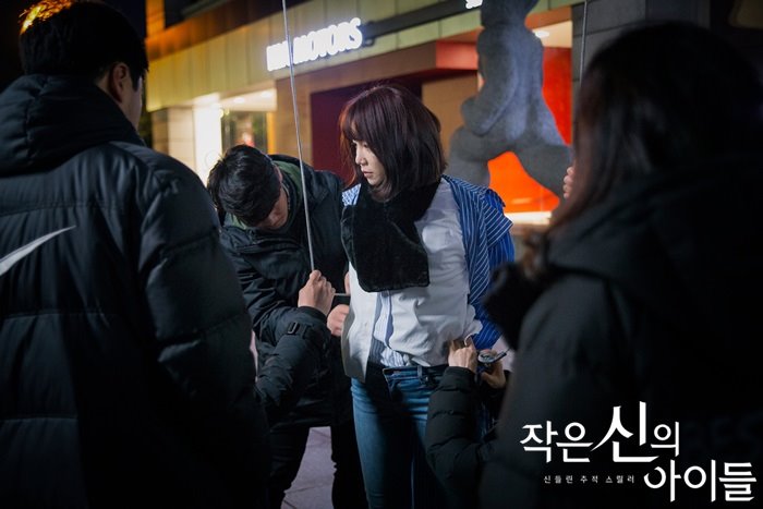 《小神的孩子们》剧照第42张图片