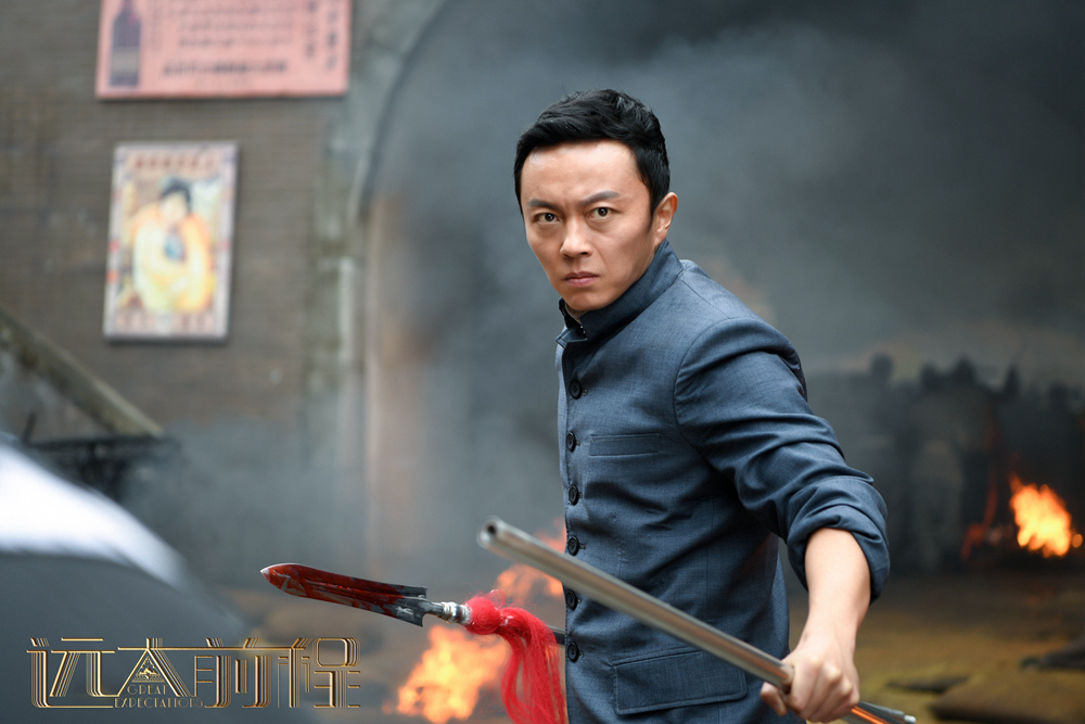 谢苗以一敌三为众人开...