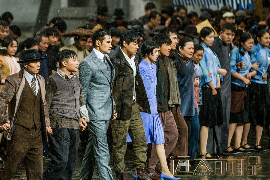 众角色彰显时代精神