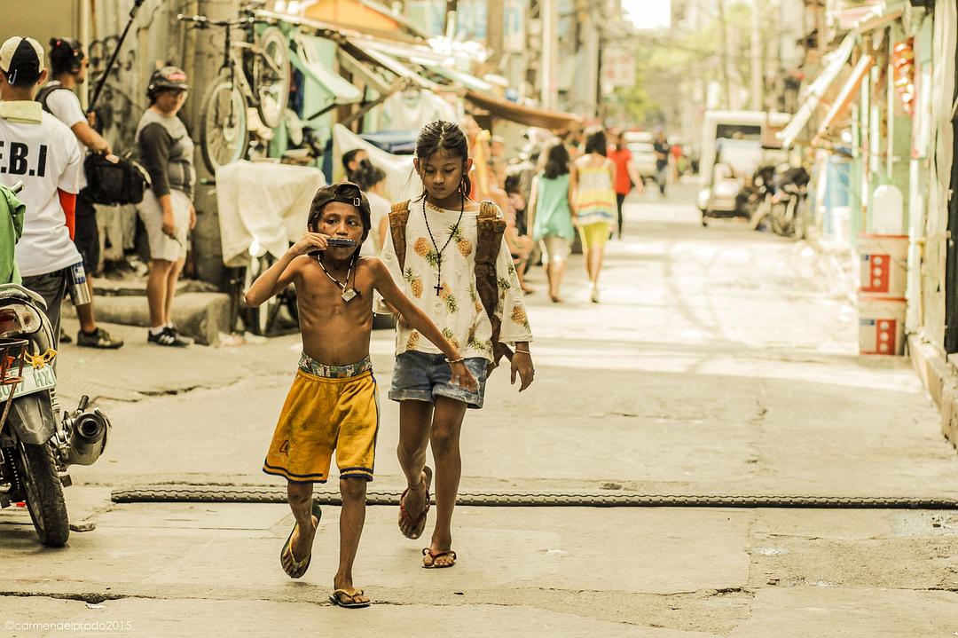 《布兰卡和弹吉他的人》剧照第14张图片