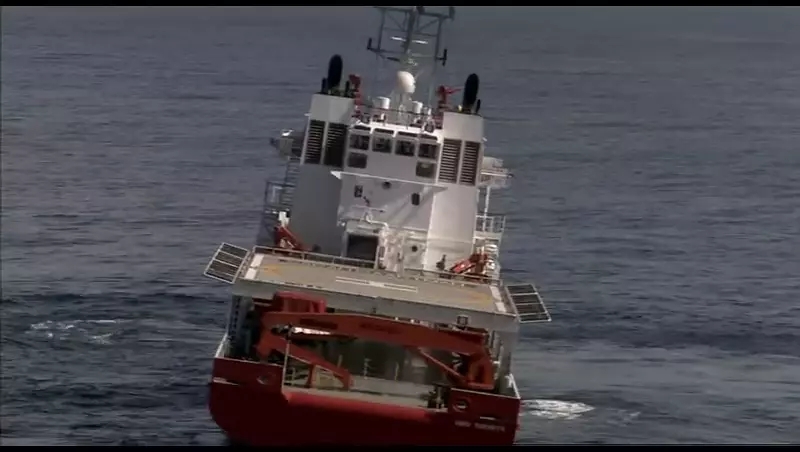 《百慕大三角》海报第39张图片