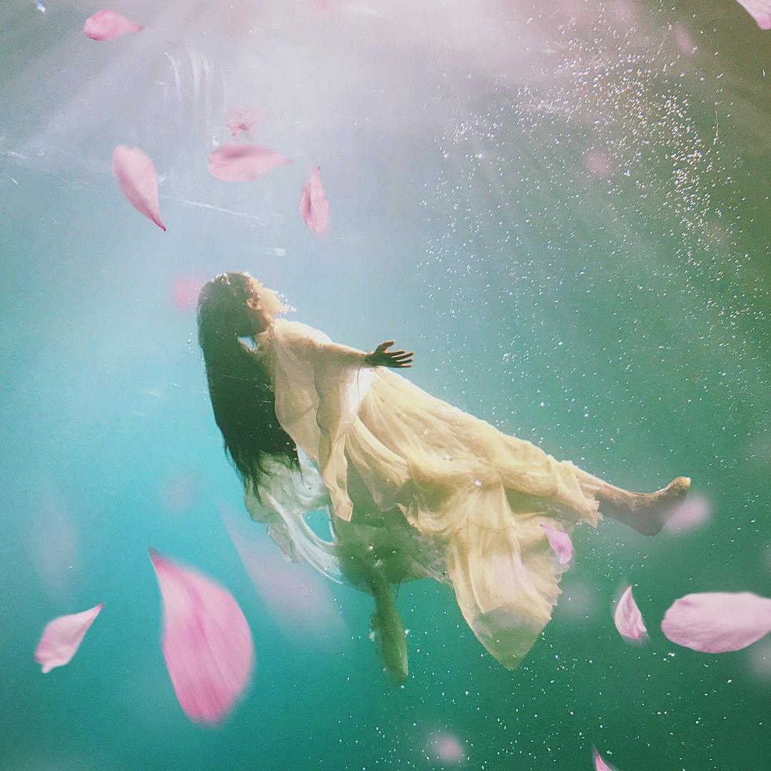 《绝世千金第一季》剧照第41张图片