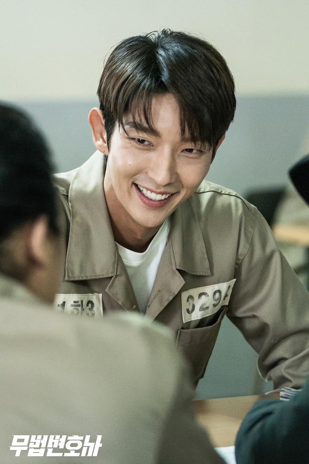 《武法律师》剧照第11张图片