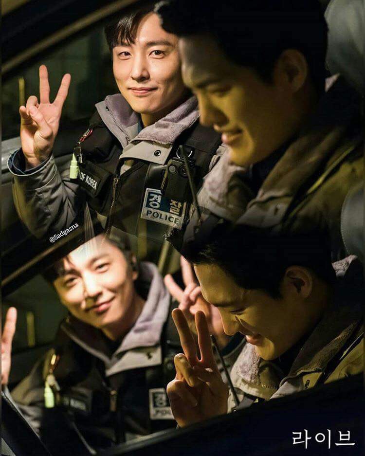 《Live》剧照第11张图片