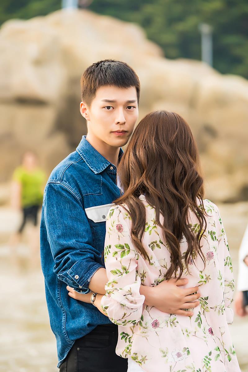 《过来抱抱我》剧照