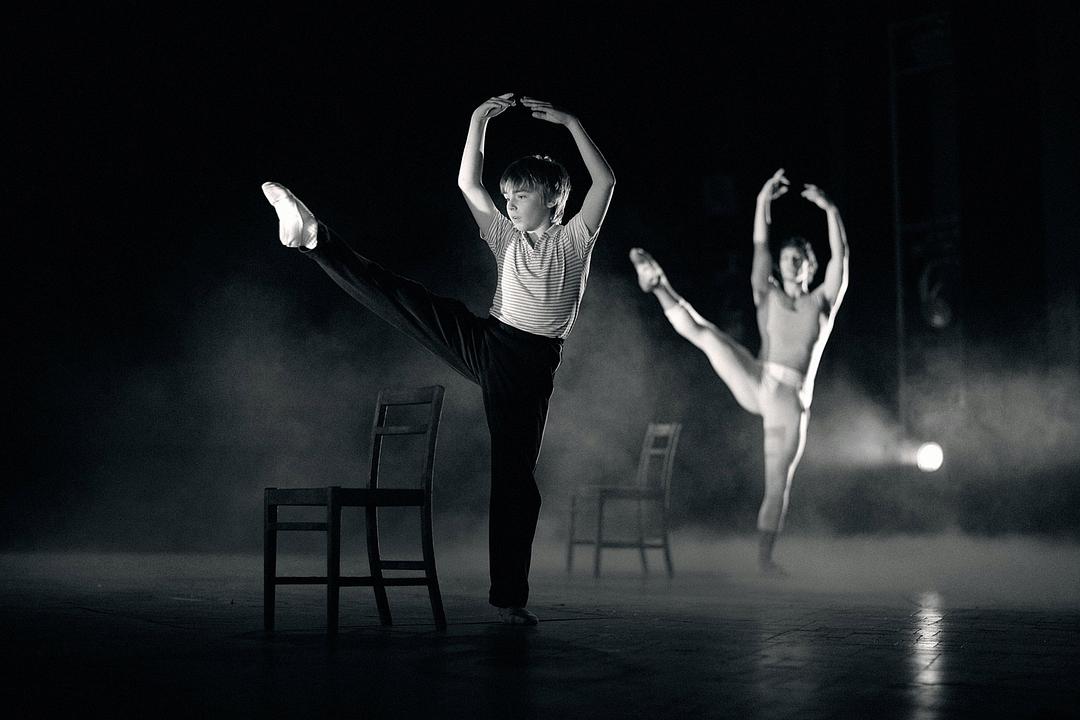 《跳出我天地音乐剧》海报