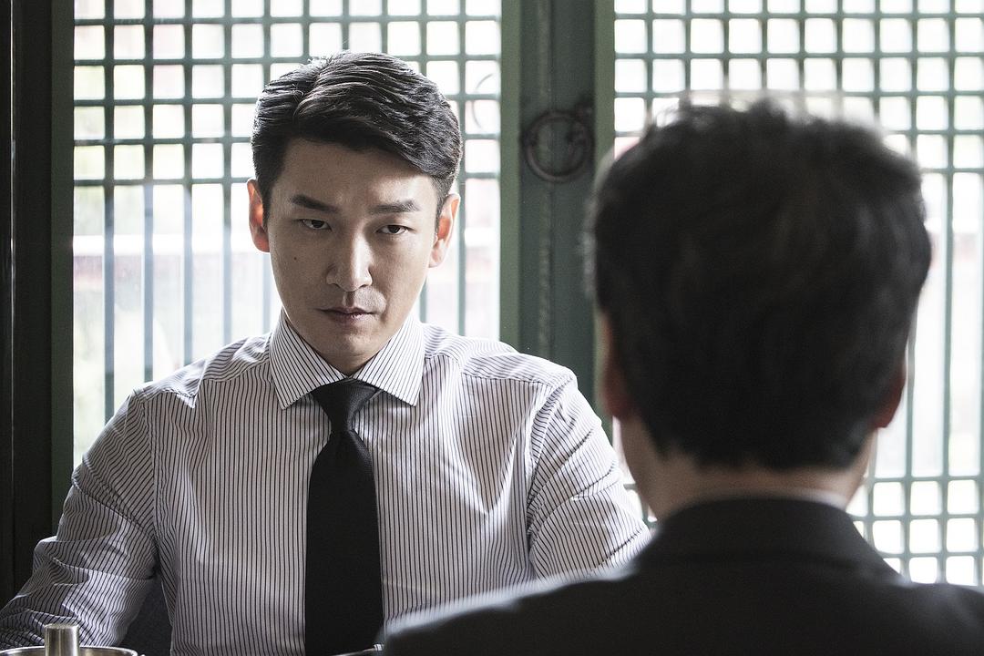 《Life》海报第17张图片