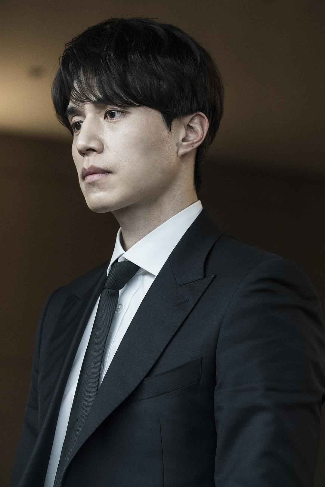 《Life》海报第44张图片