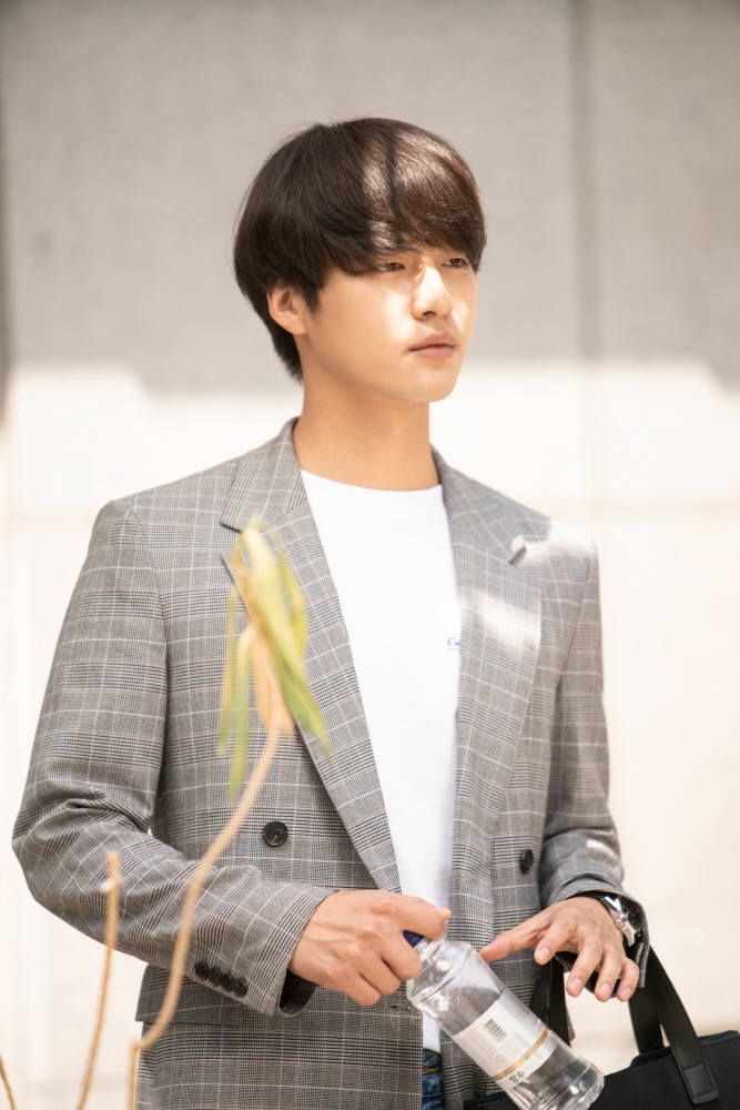 工作模式生活的孔宇振