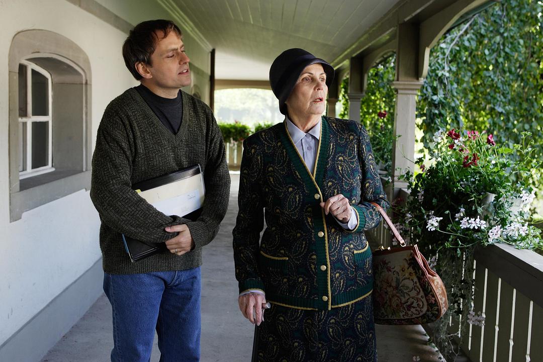 《大器晚成》剧照